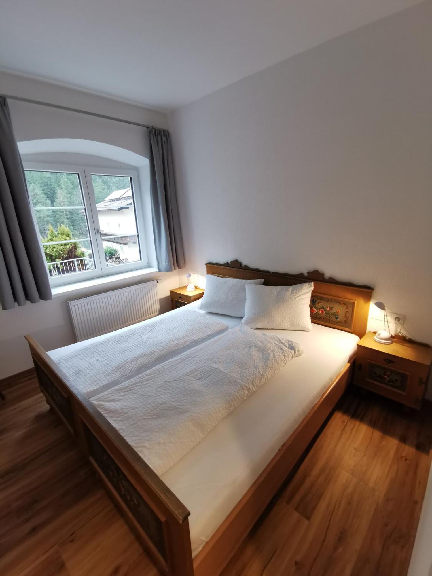 Apartments Haus Schoen - Preise Inclusive Pitztal Sommer Card Jerzens Cameră foto